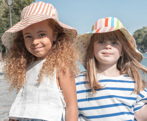Reversible sun hat, Cherries (3-6 years)