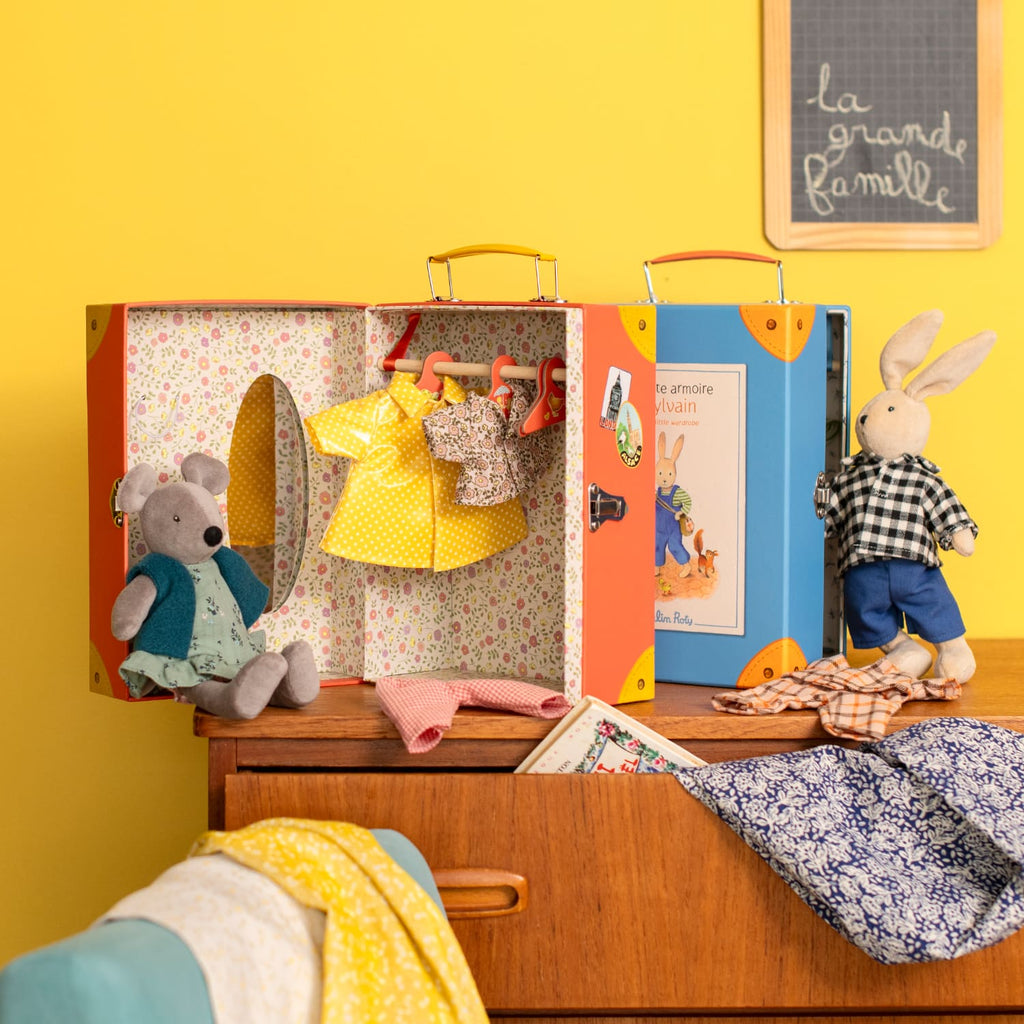 Small wardrobe suitcase, Nini