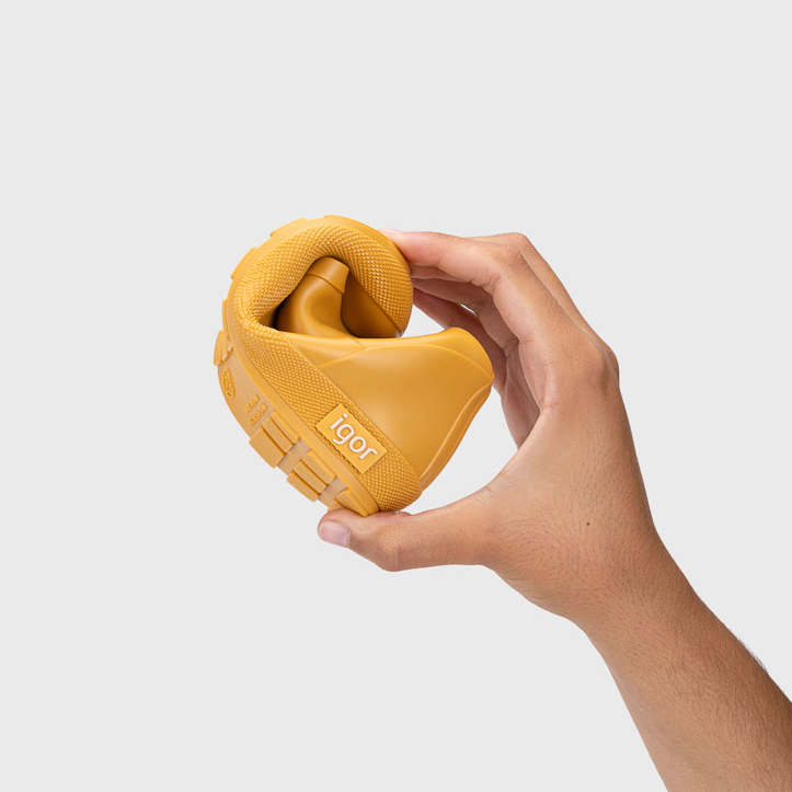 Stivali pioggia, Yogi Giallo