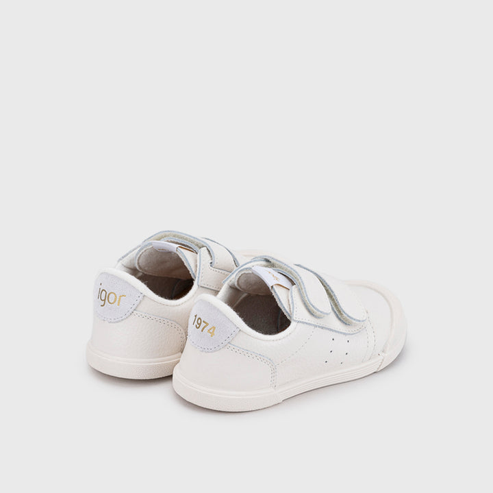 Scarpa in pelle concetto barefoot, Tennis bianco