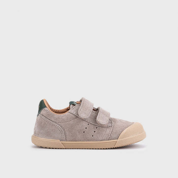 Scarpe in pelle scamosciata, Tennis topo