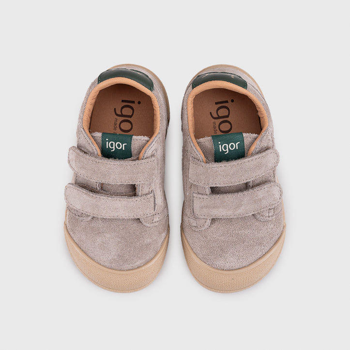 Chaussures en daim, Tennis taupe