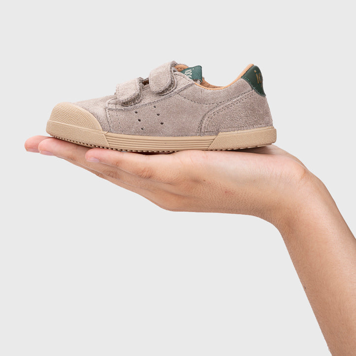 Chaussures en daim, Tennis taupe
