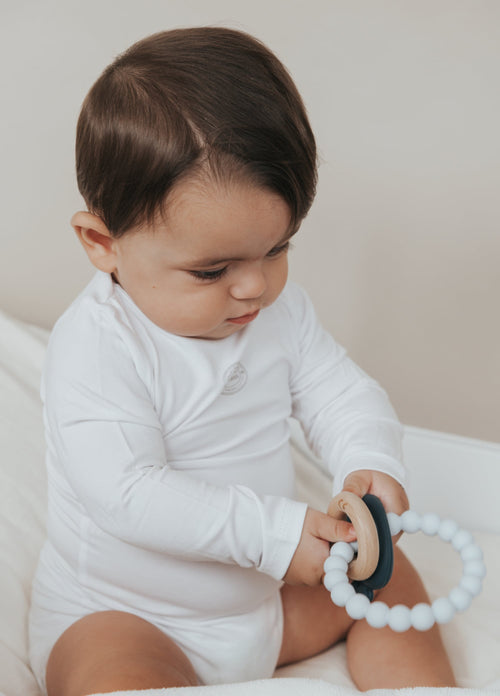 Organic bamboo long-sleeved bodysuit