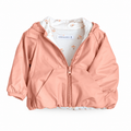 Giacca estiva, Soft peach su sfondo bianco