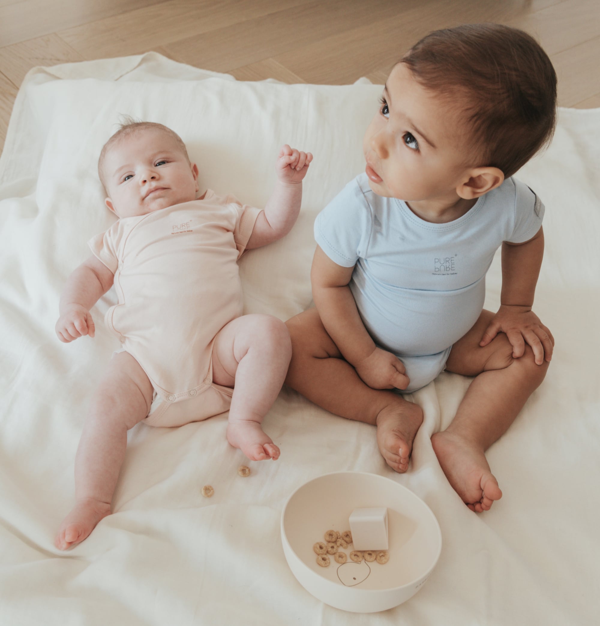 Organic bamboo short-sleeved bodysuit, Set of 2 Light blue