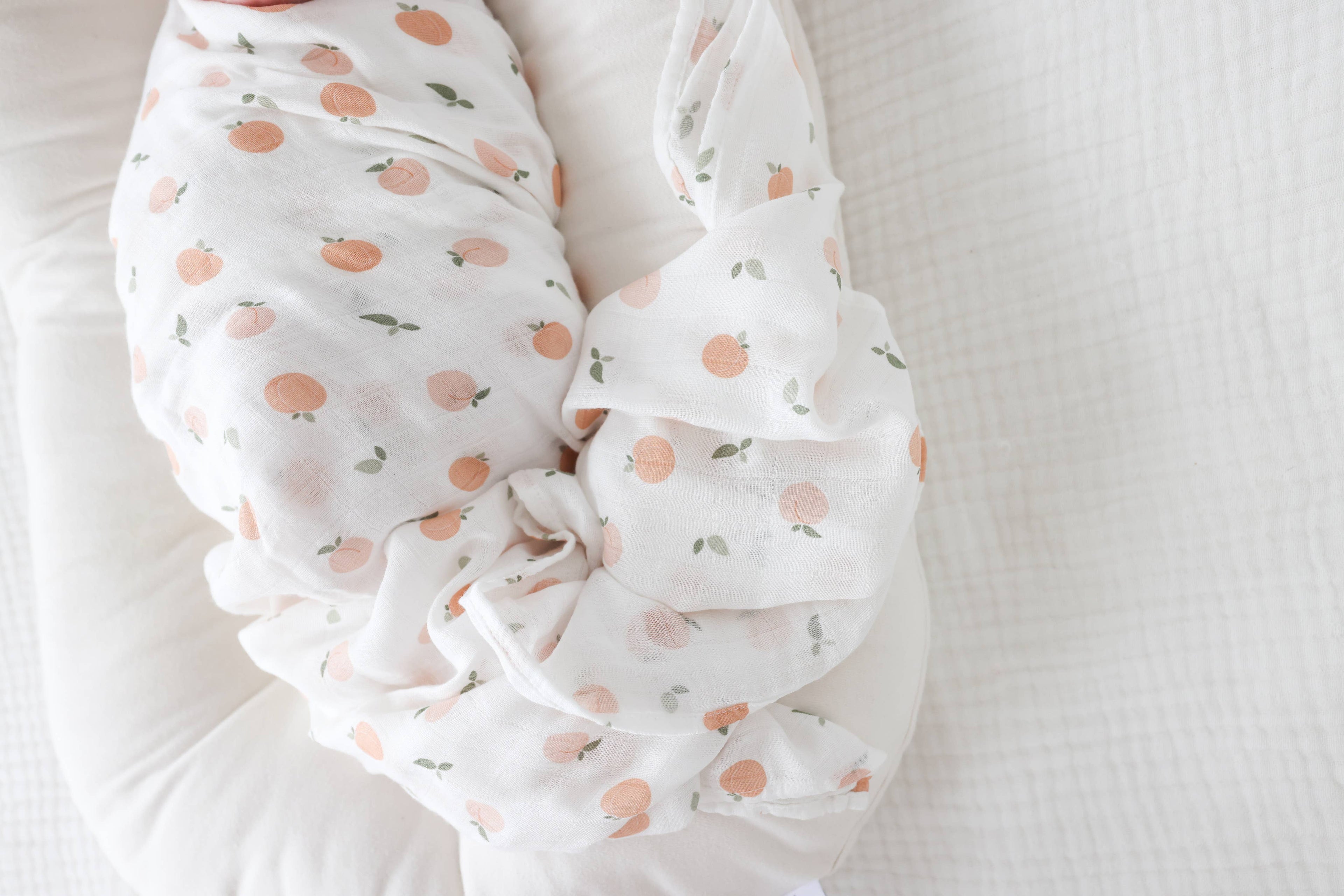 Muslin Cotton Baby Swaddle Blanket 100x100cm, Peaches
