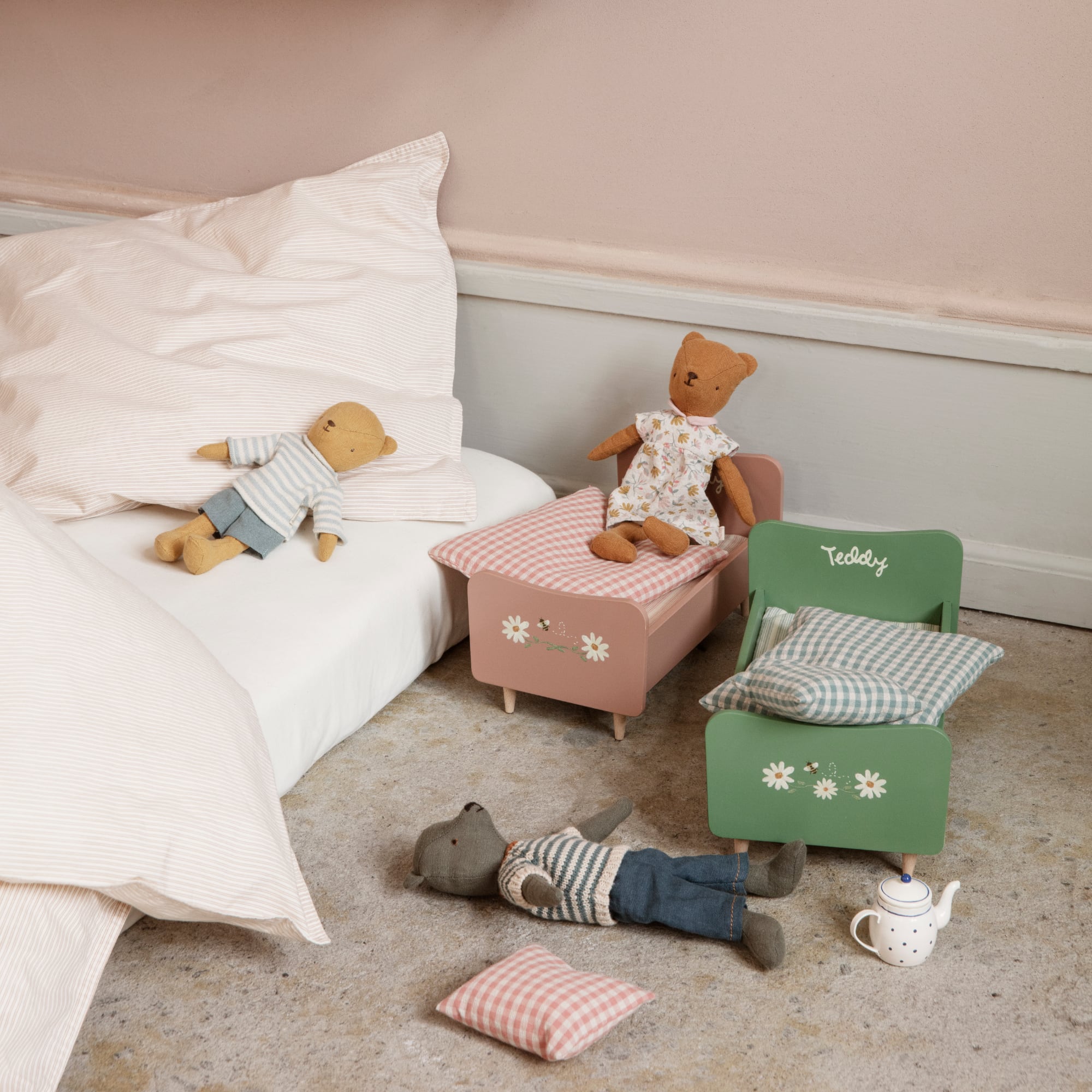 Letto in legno rosa, Mamma Teddy