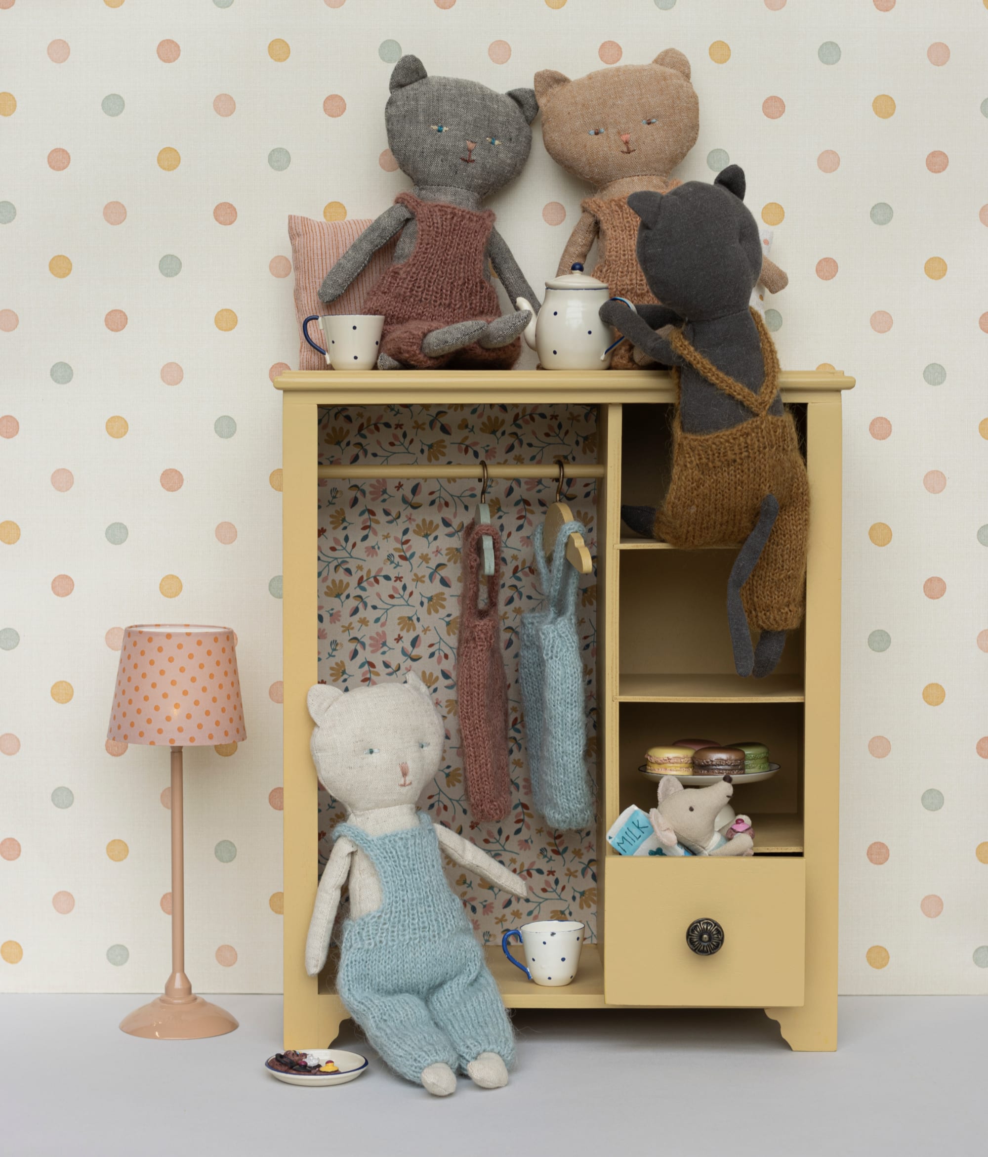 Armadio grande in miniatura - Giallo | Maileg