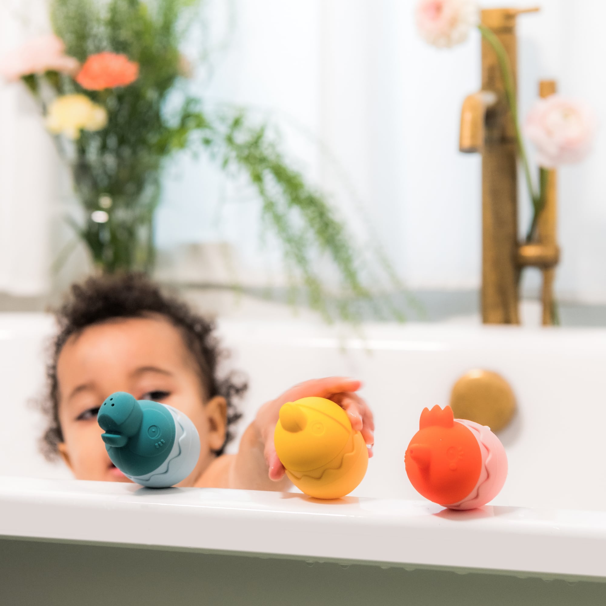 Gioco da bagno, Spruzzatore d'acqua tucano