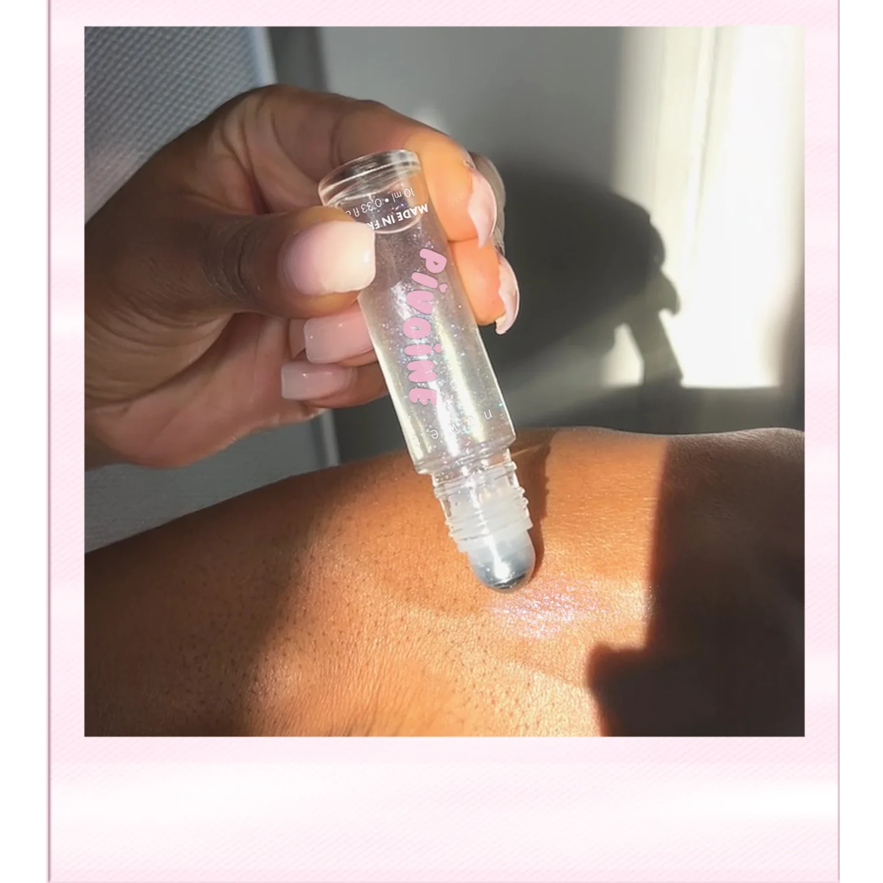 Glitter Peony Roll-on Perfume