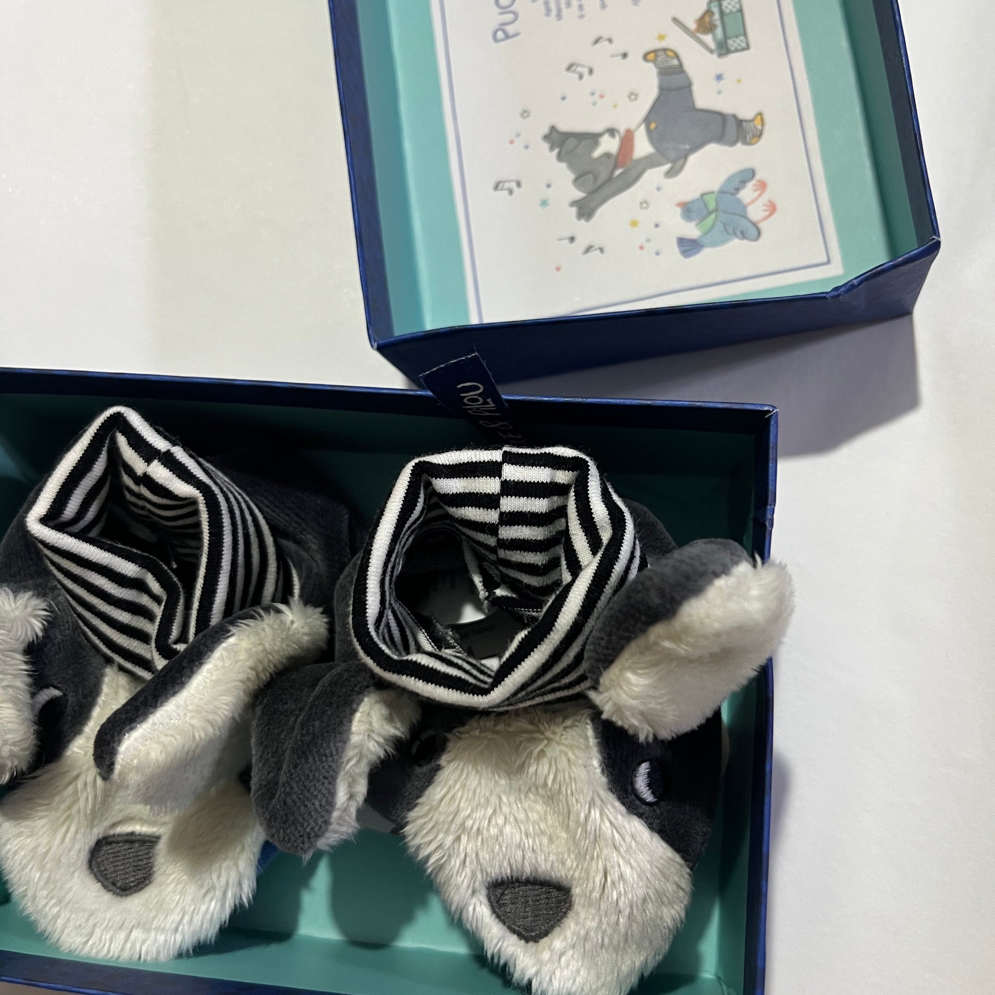 Puce Baby Dog Slippers, 0-6 months (damaged box)