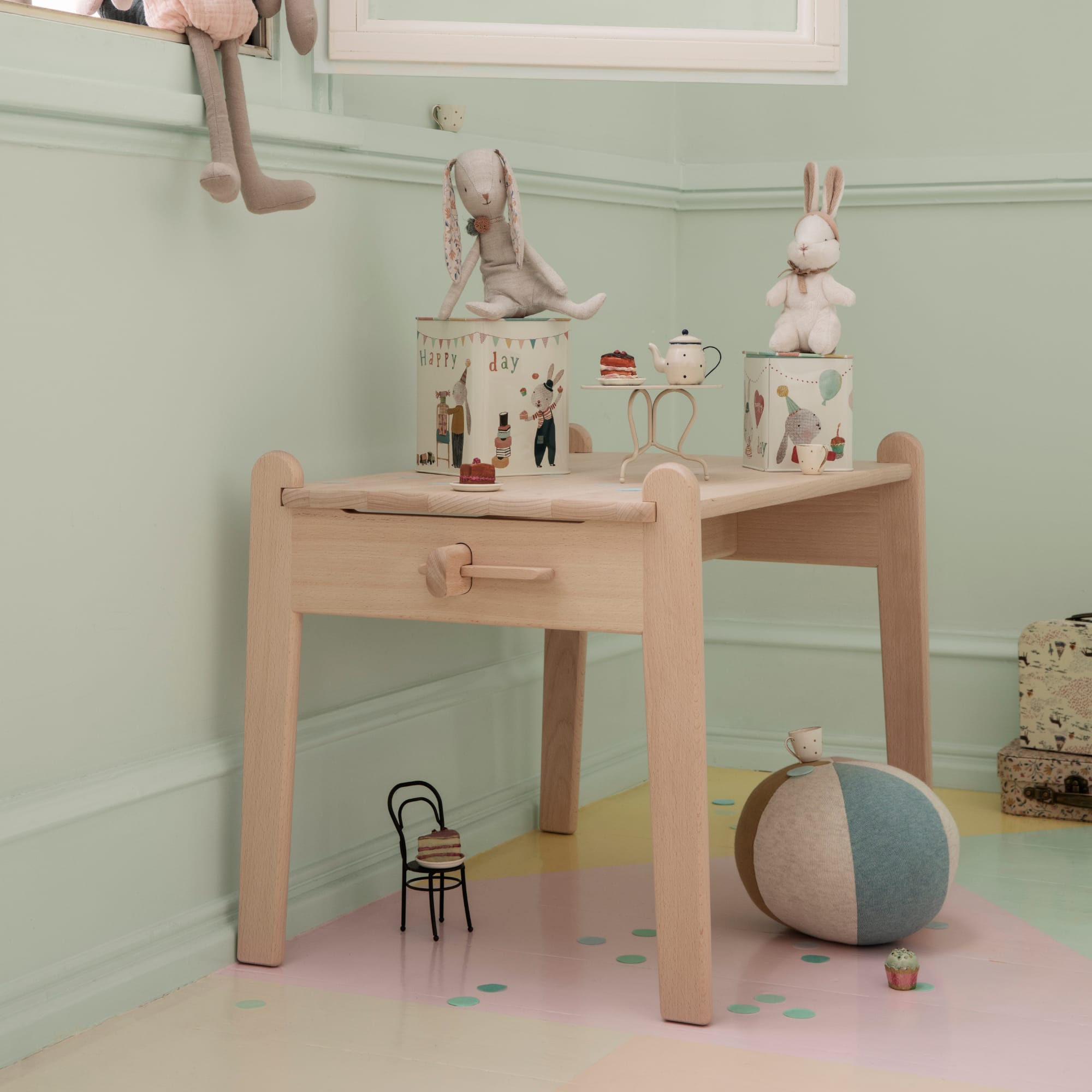 Miniature Metal Chair, Mini