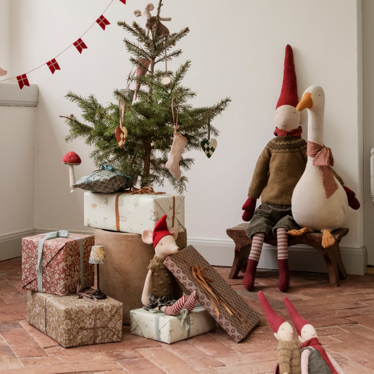 Christmas ornament in fabric, Cornet