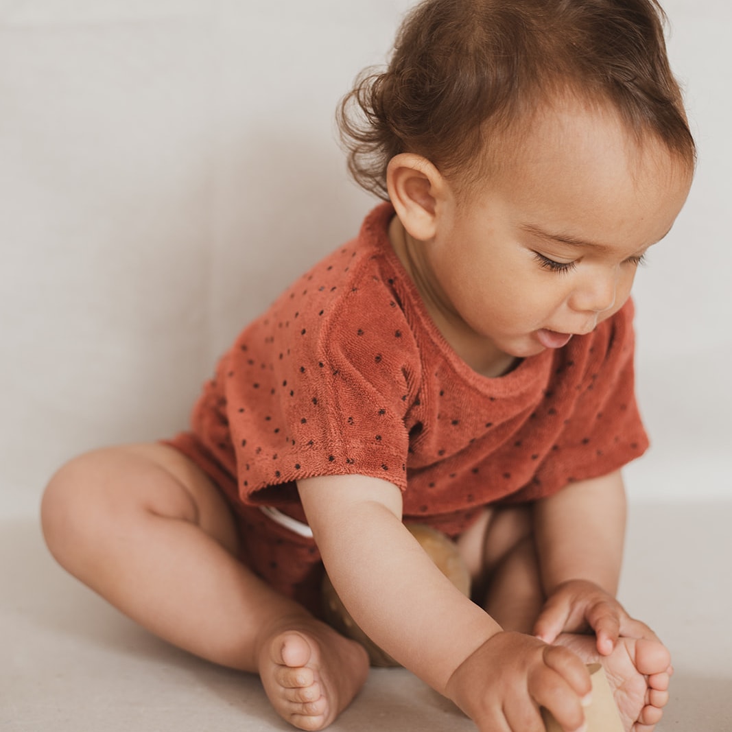 Daily Brat | Pagliaccetto in Spugna Cotone Bio Cannella Bimbo