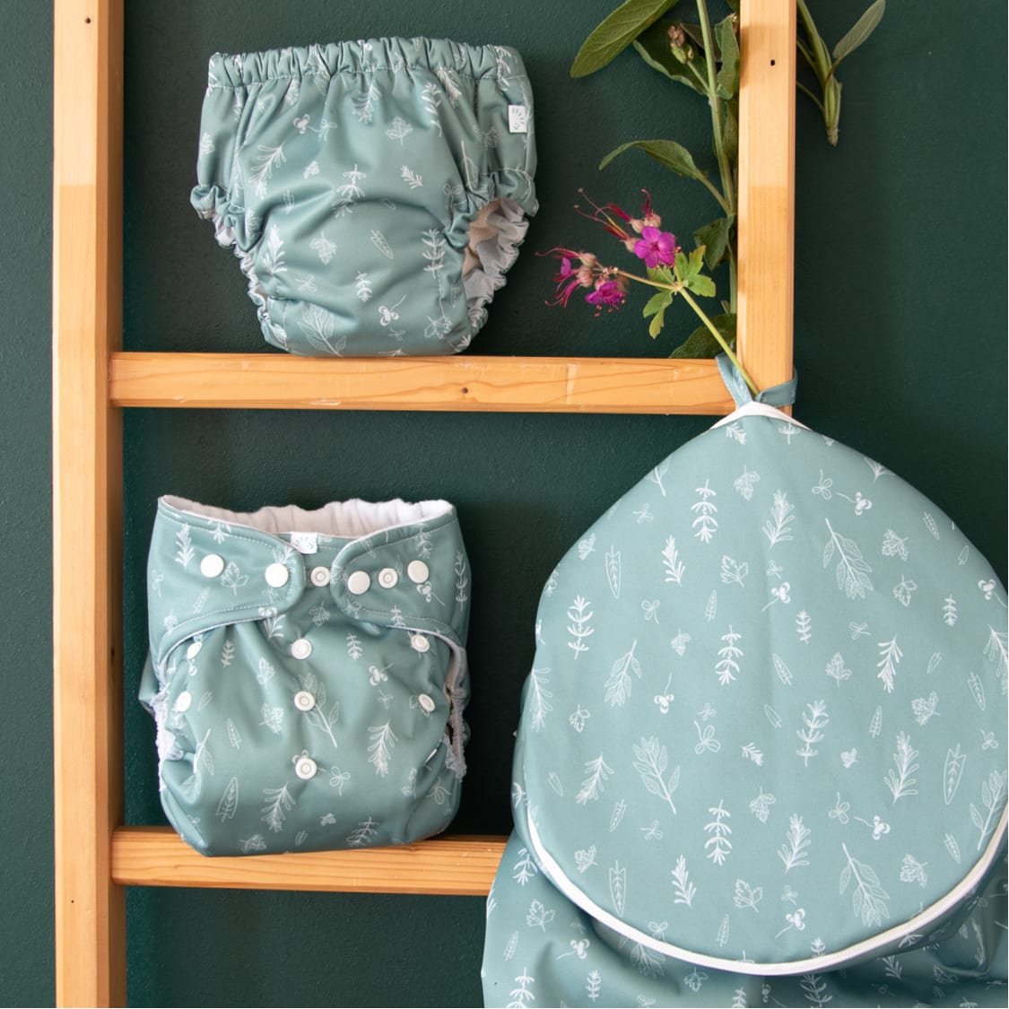Snap 2 Fit, Cover for Prefold Washable Nappy Inserts